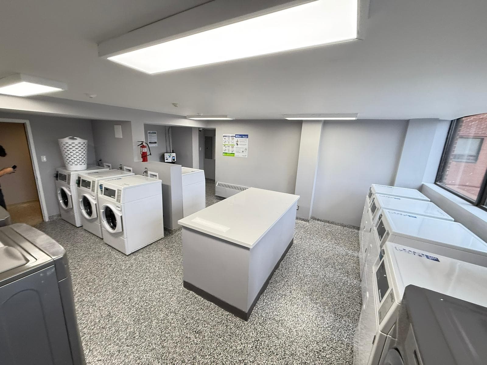 Commercial Laundry Facility - Epoxy flooring project in Toronto, ON